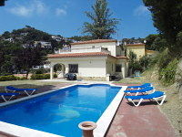 Ferienhäuser Costa Brava Spanien - Villa Paris - Schwimmbad Ferienhäuser Costa Brava Spanien - Villa Paris - Schwimmbad