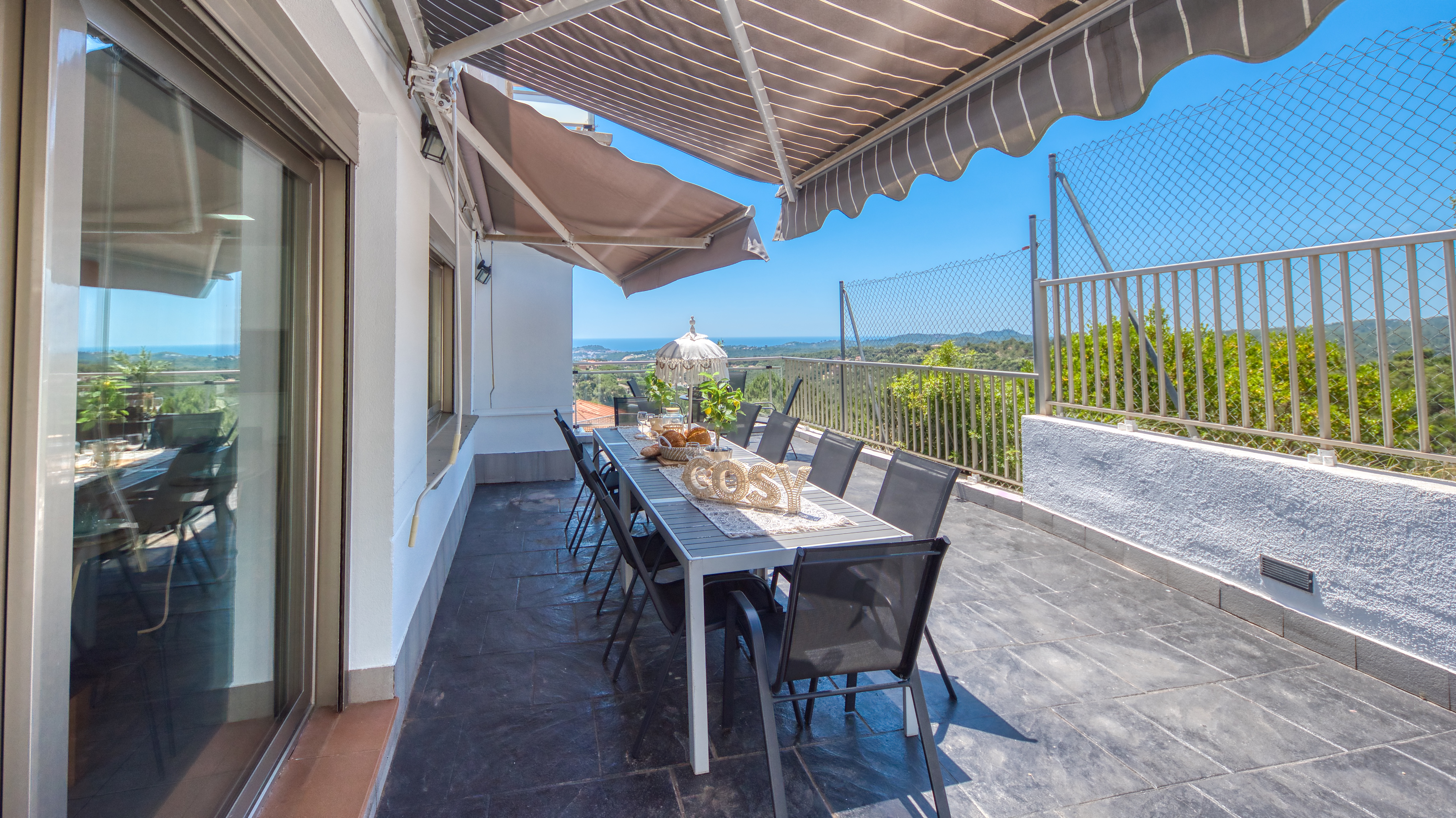 Ferienhäuser Costa Brava Spanien - Villa Sandy Beach - Essecke