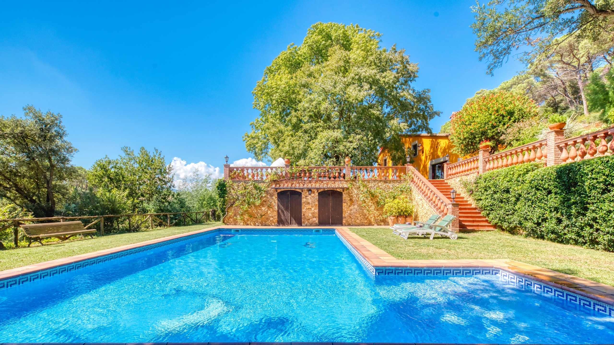 Ferienhäuser Costa Brava Spanien - Villa Paradise - Schwimmbad