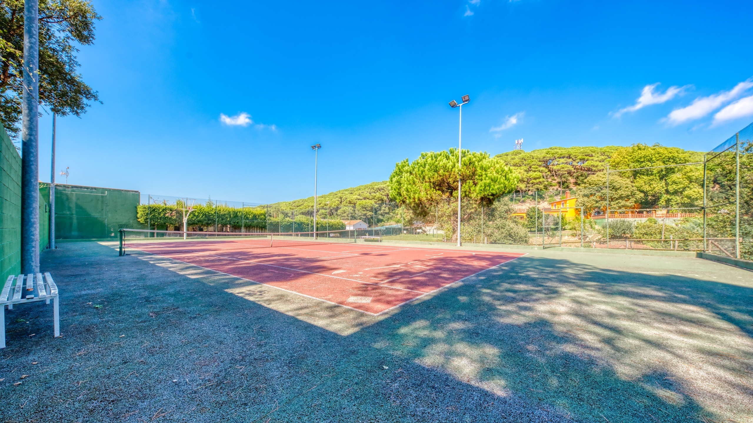 Ferienhäuser Costa Brava Spanien - Villa Paradise - Privater Paddle-/Tennisplatz