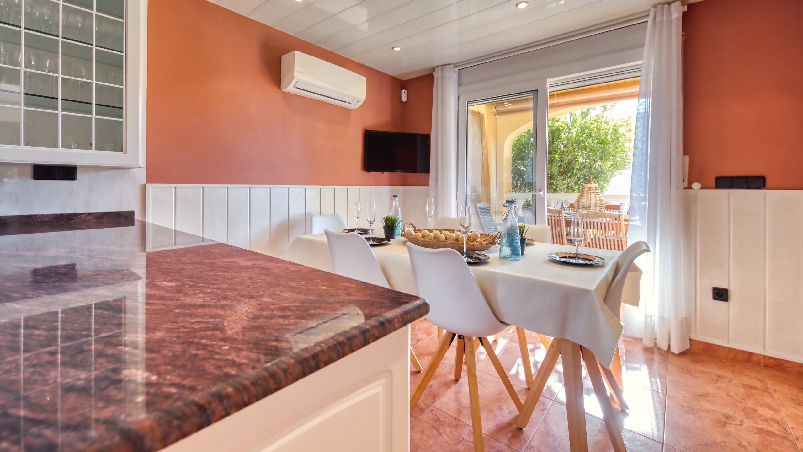 Ferienhäuser Costa Brava Spanien - Villa Summertime - Essecke